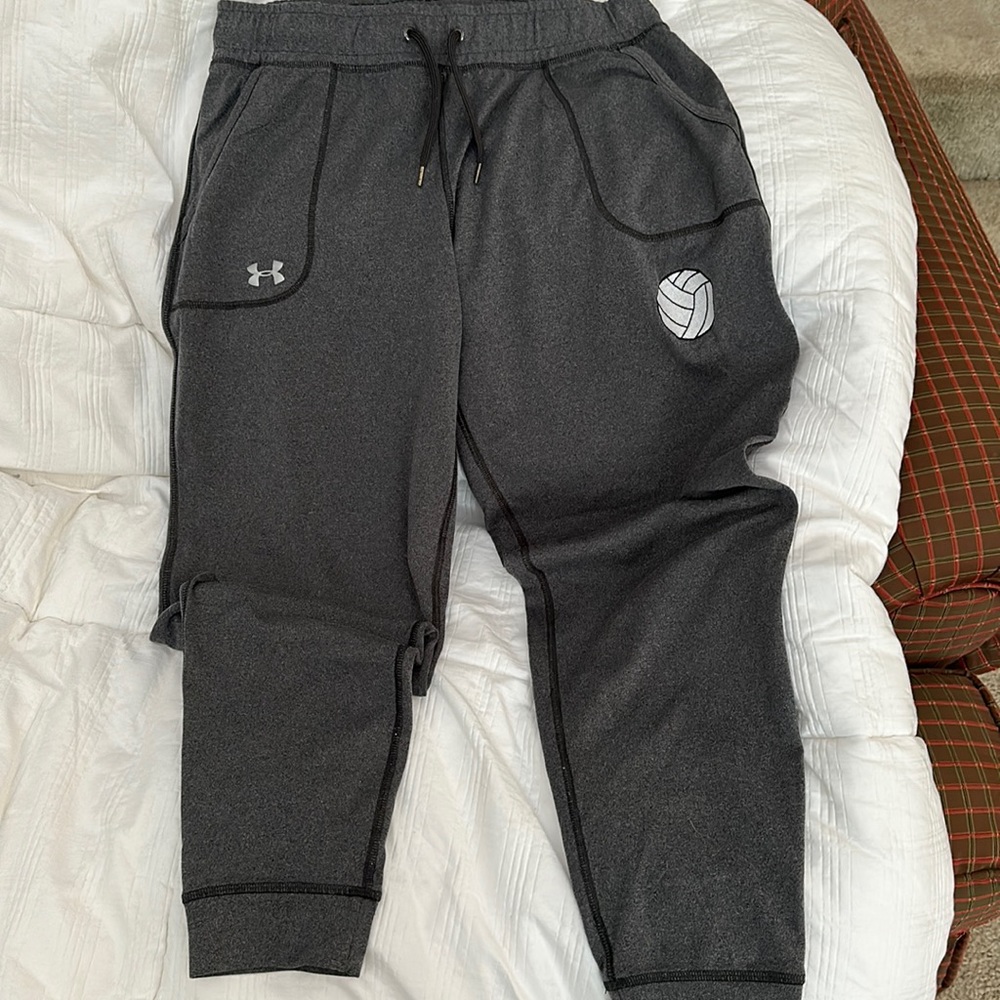 Under Armour Volleyball jogging pants cuffed bottoms
